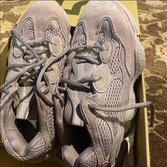 Yeezy 500 Soft Vision - Picture 4 of 6